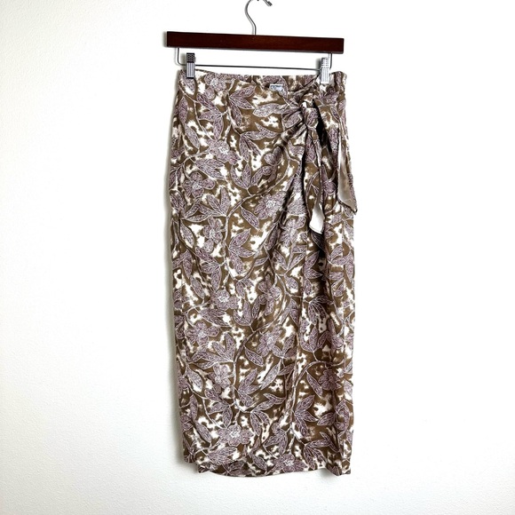 anna gray Dresses & Skirts - Anna gray vintage 100% silk print floral leaf brown midi wrap skirt tie L